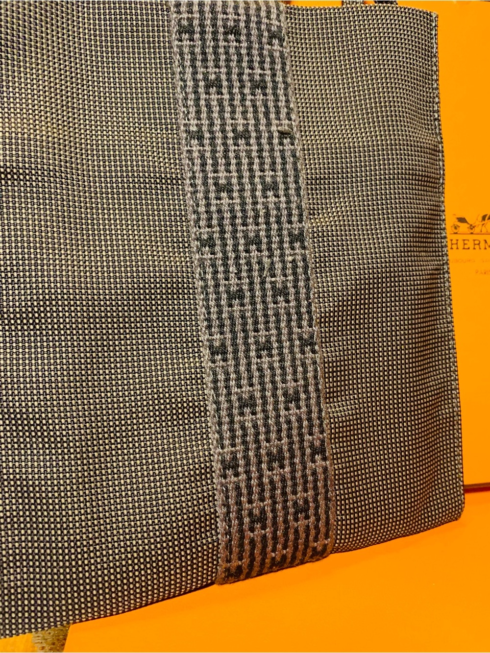 Hermès Authentic Mini Pochette With Original Box. - Picture 4 of 7